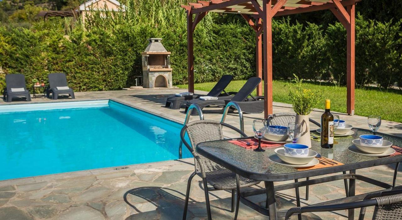 Villa Elaia Svoronata Bagian luar foto